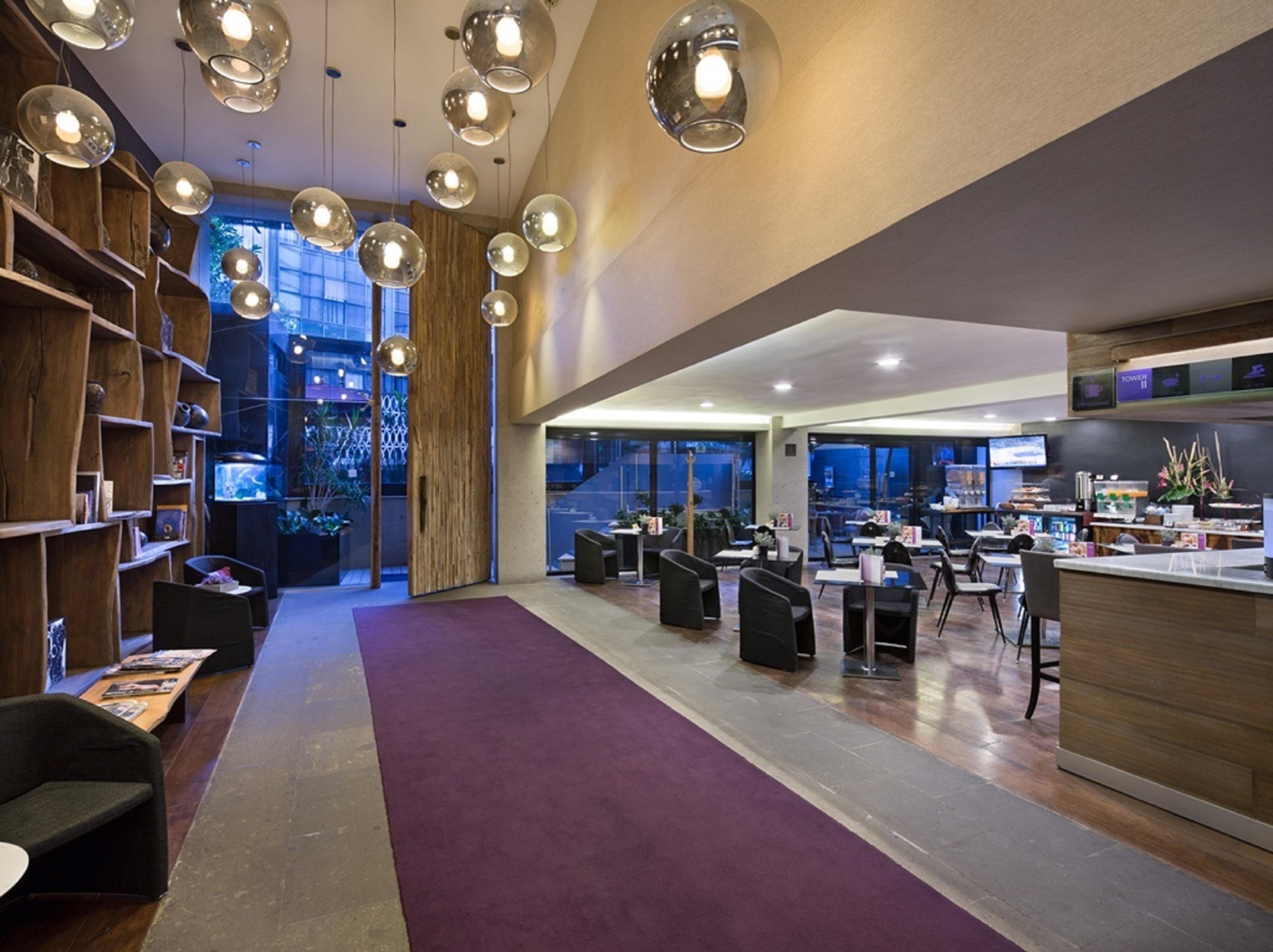 Las Suites Campos Eliseos Мехико Экстерьер фото