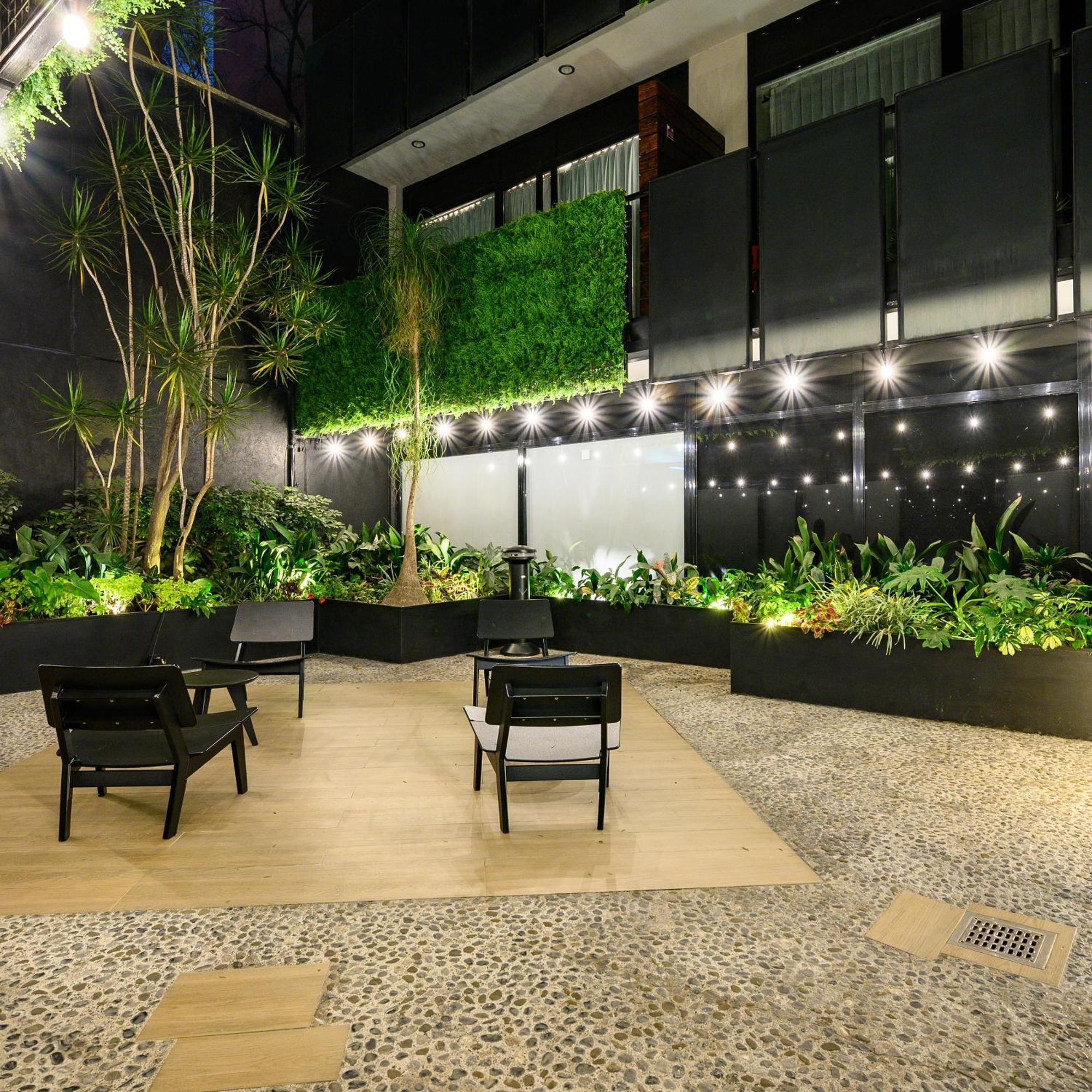 Las Suites Campos Eliseos Мехико Экстерьер фото